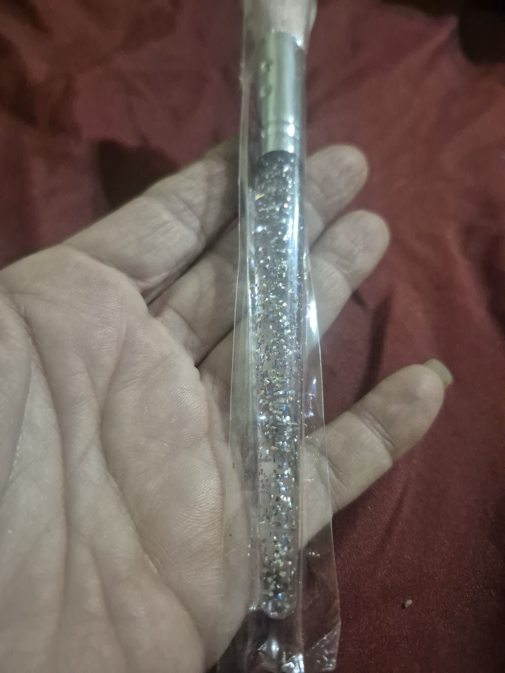 Luxury White Powder Brush With Glitter Handle for Women Makeup - Picture 2 of 4